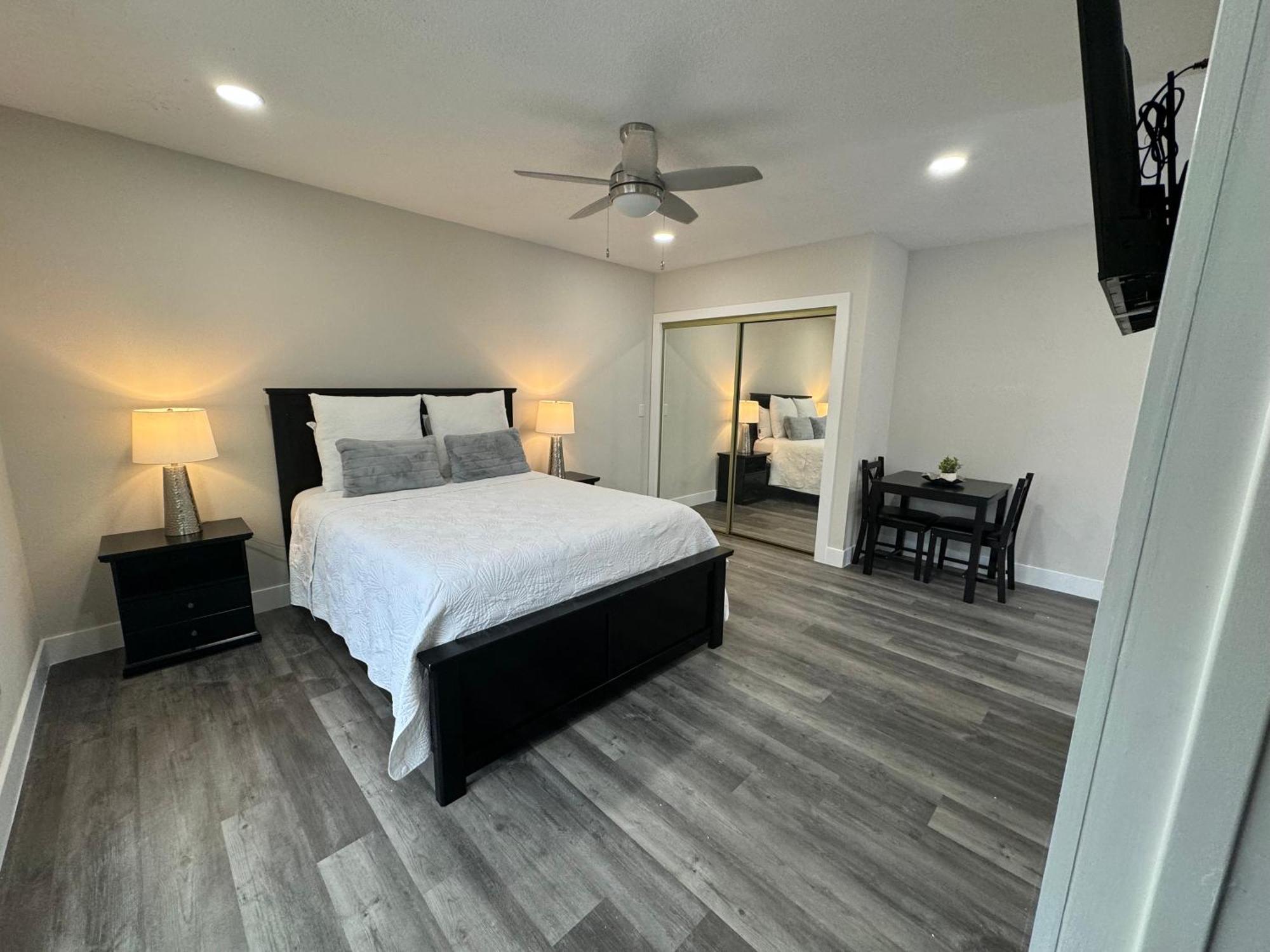 Deluxe Apartment Whit Laundry Tampa Ngoại thất bức ảnh